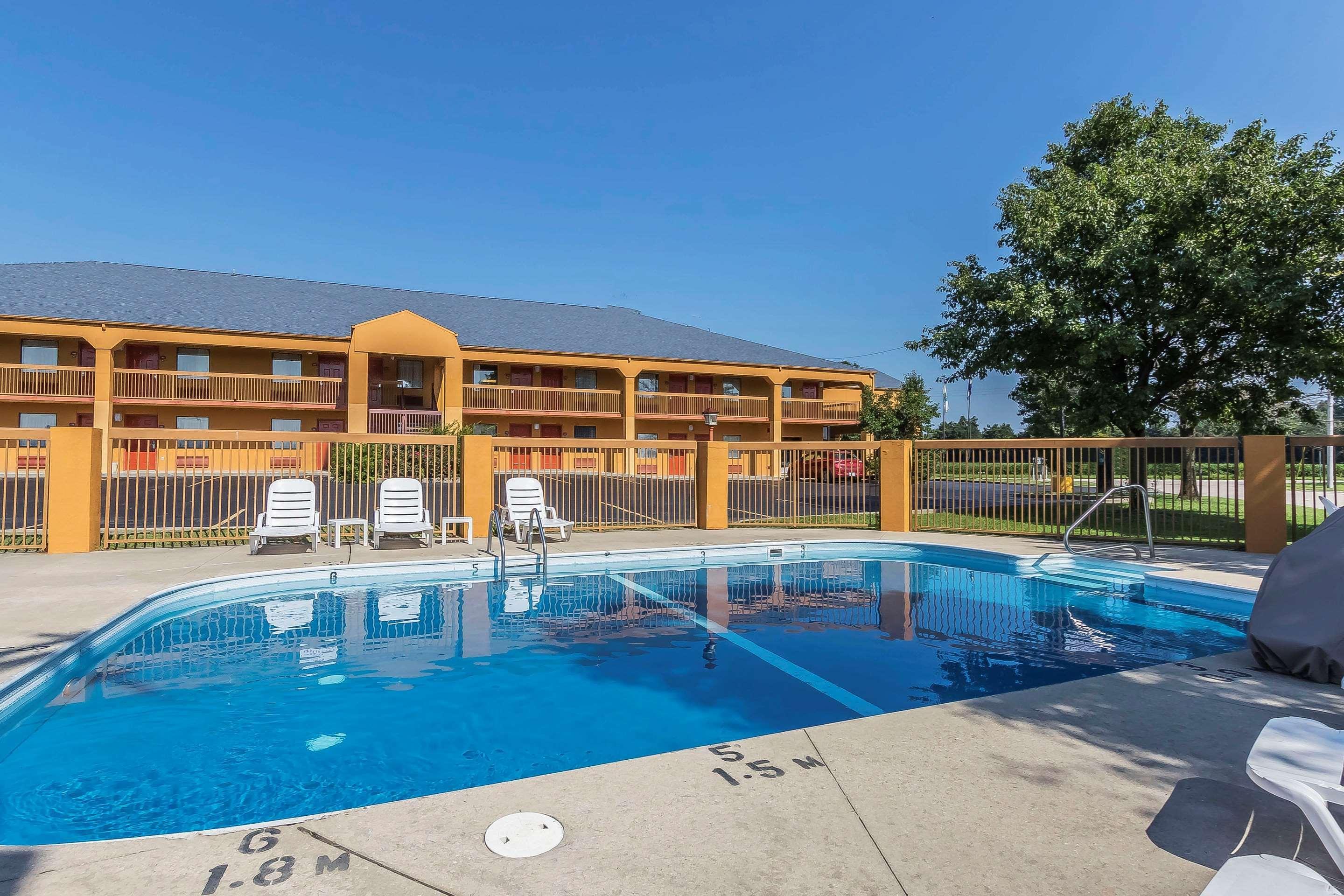 Quality Inn Charleston - Sikeston Esterno foto