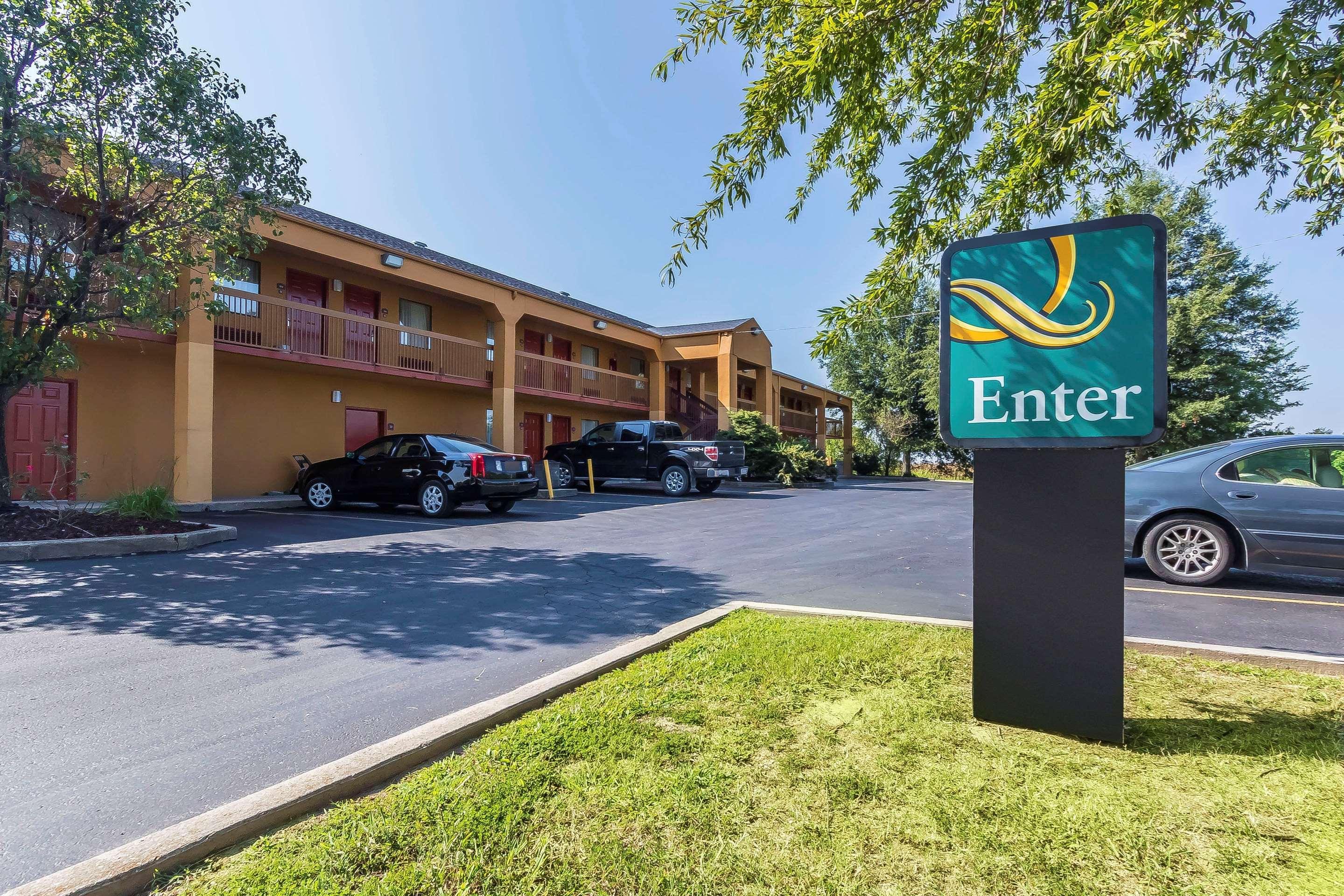 Quality Inn Charleston - Sikeston Esterno foto