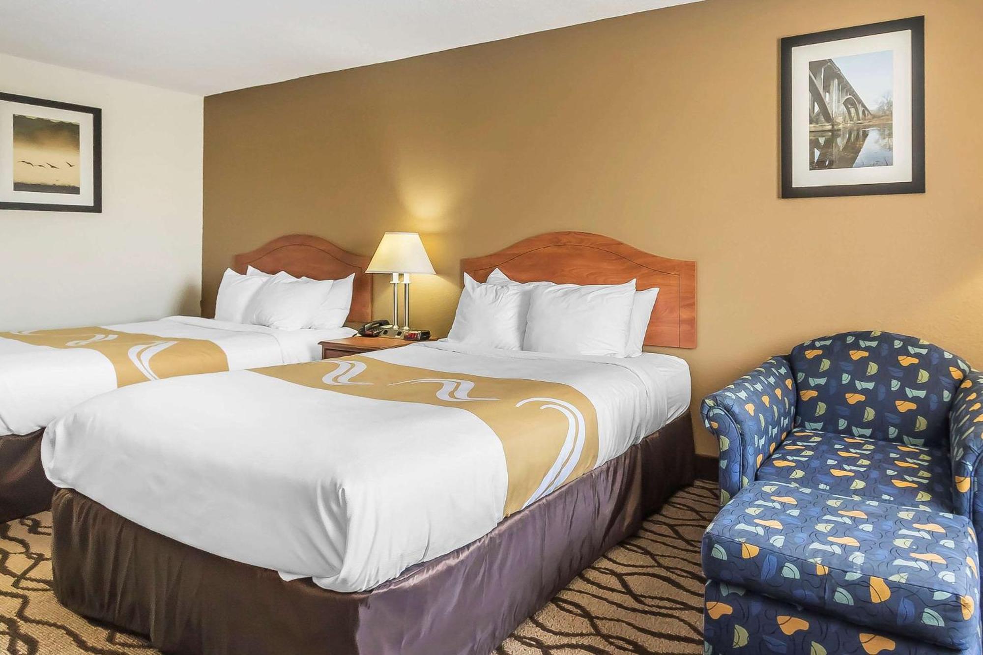 Quality Inn Charleston - Sikeston Esterno foto