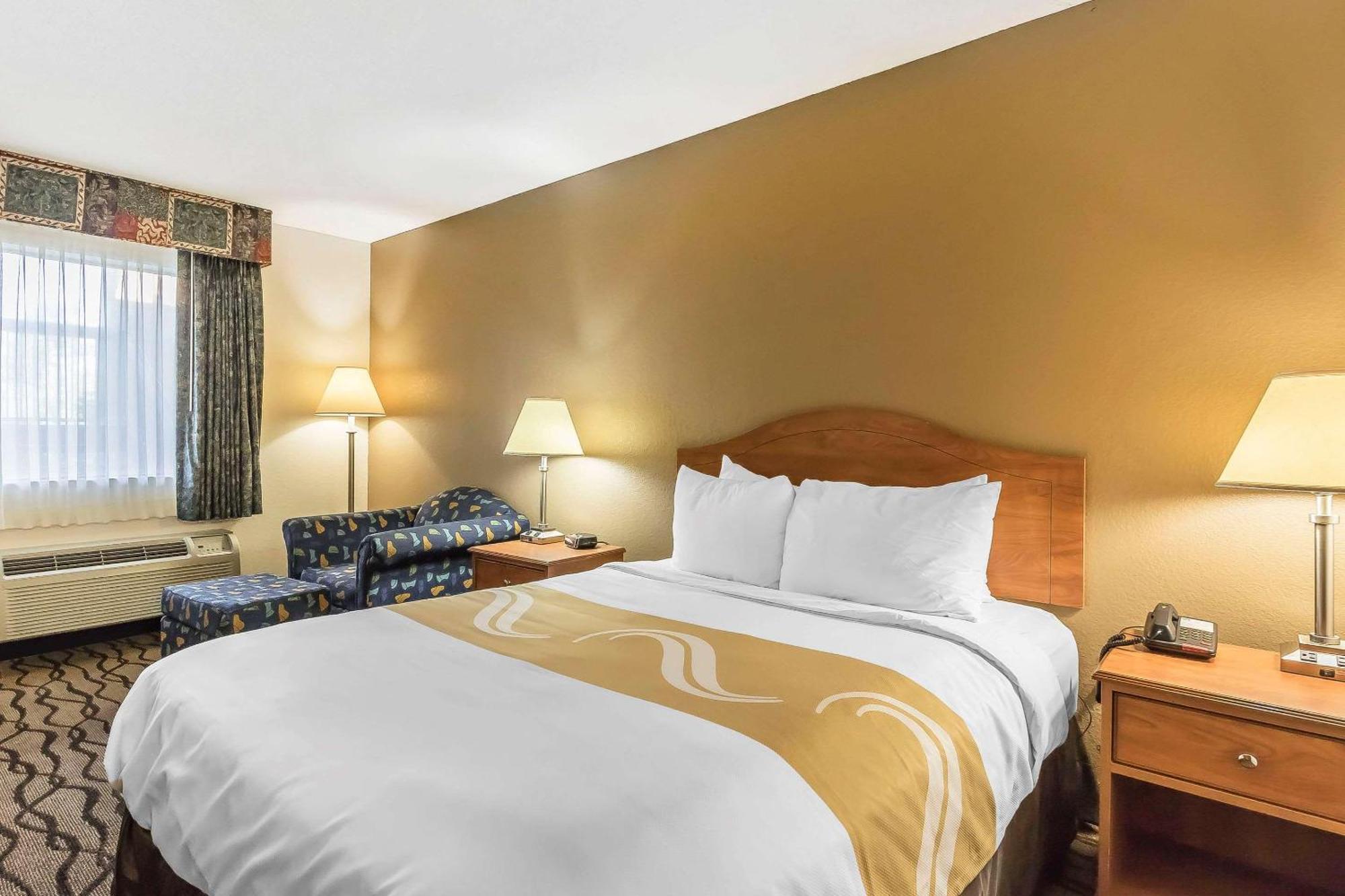 Quality Inn Charleston - Sikeston Esterno foto