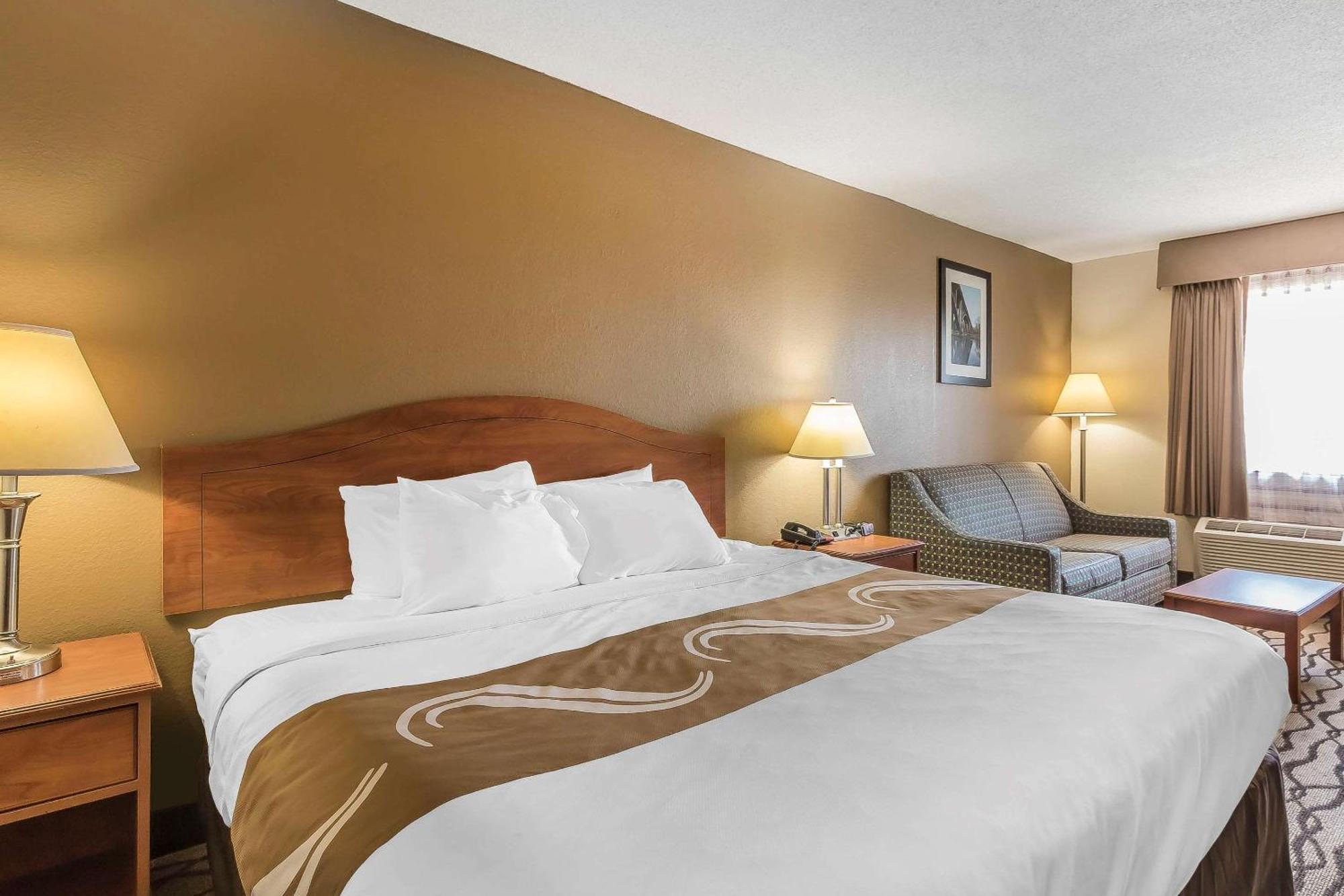 Quality Inn Charleston - Sikeston Esterno foto