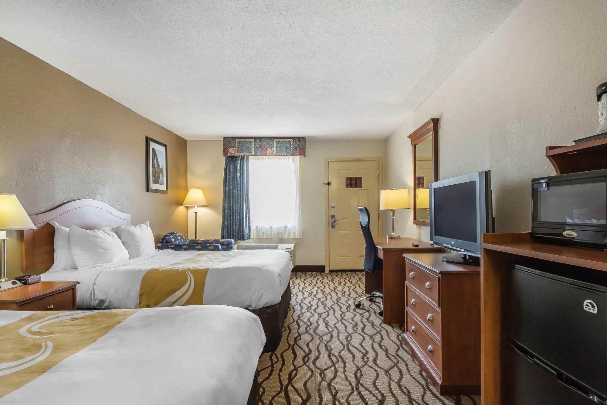 Quality Inn Charleston - Sikeston Esterno foto