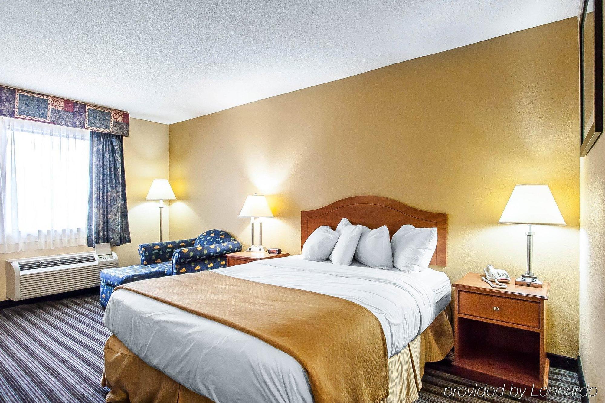Quality Inn Charleston - Sikeston Esterno foto