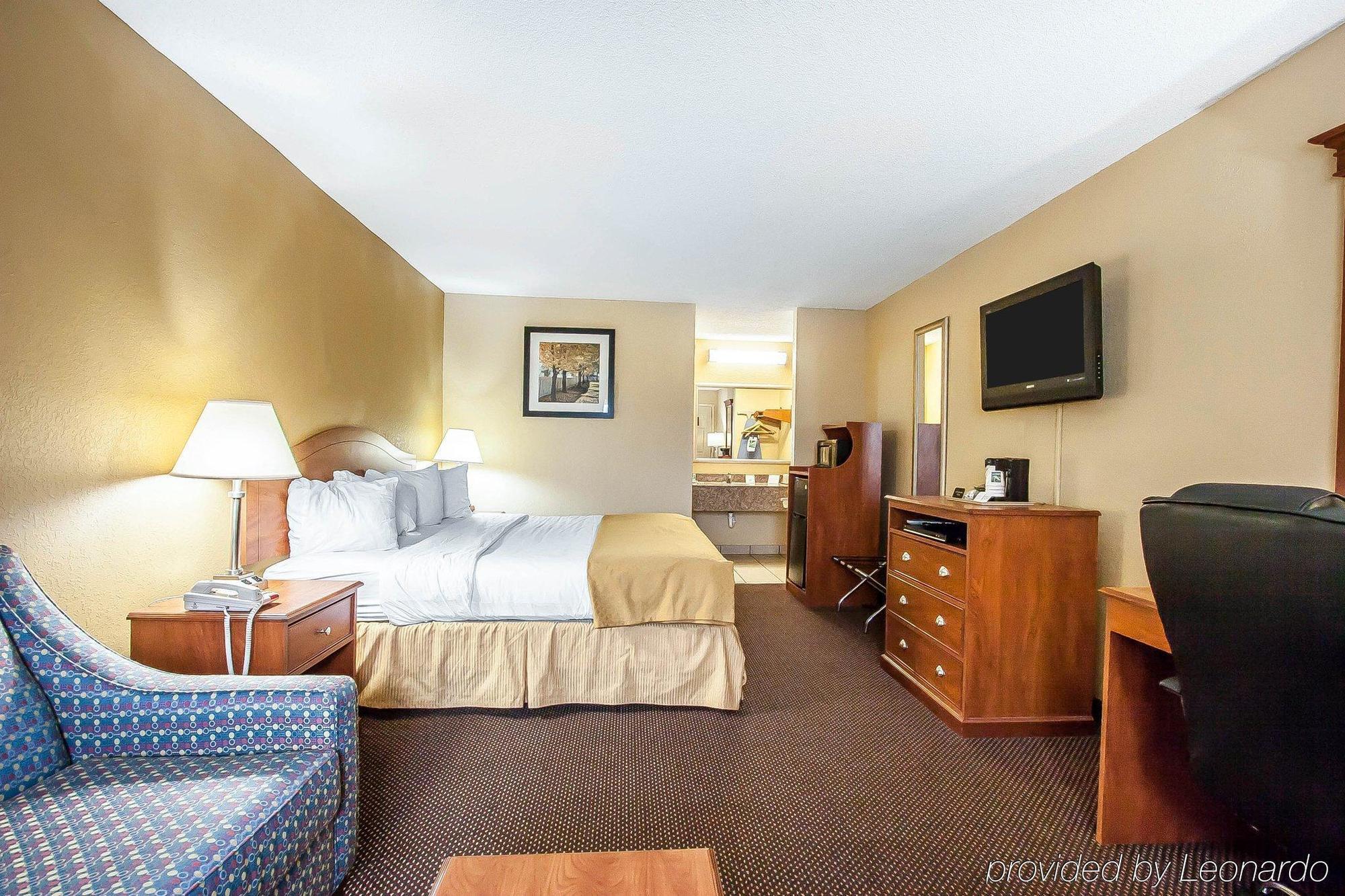 Quality Inn Charleston - Sikeston Esterno foto